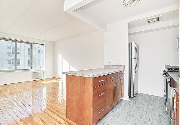 4th image of 34 W 139th St APT 6-L