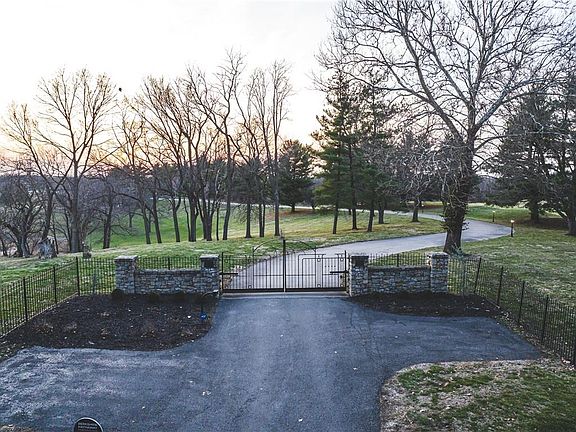 5th image of 4112 Miller Rd