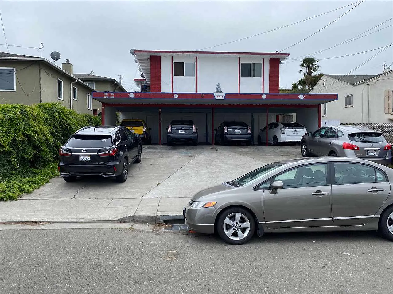 5924 Bayview Ave photo 1