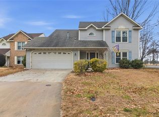 2201 Eagle Ridge Ct, Virginia Beach, VA 23456