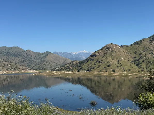 Sierra Drive, Three Rivers, CA 93271