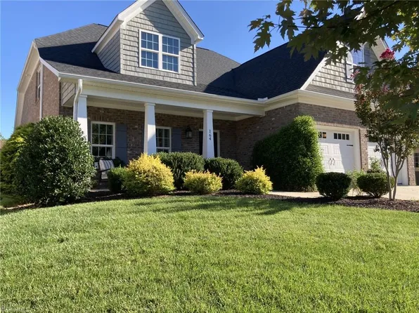 164 Quail Run Dr, Clemmons, NC 27012