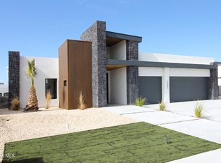 5849 Valley Palm Dr, El Paso, TX 79932