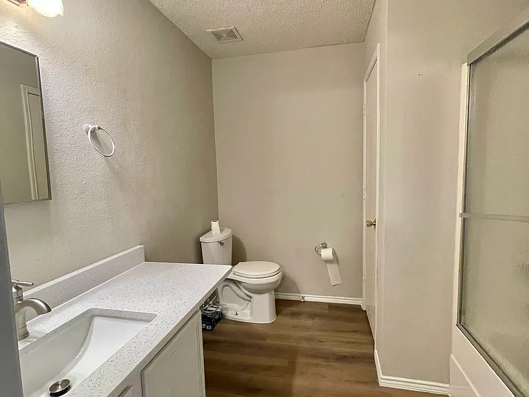 2321 Avalon Creek Way — Photo 13