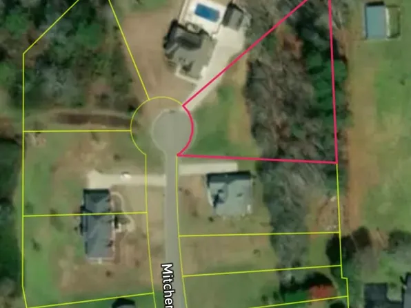 12 Mitchem Ln, Albertville, AL 35951