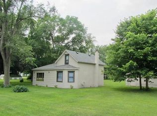 1310 Old Minnesota Ave, Saint Peter, MN 56082
