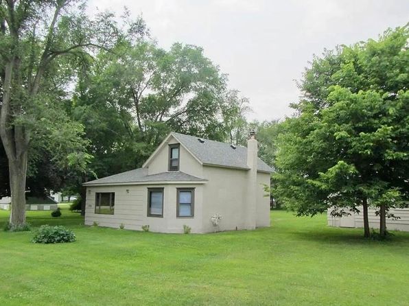 1310 Old Minnesota Ave, Saint Peter, MN 56082