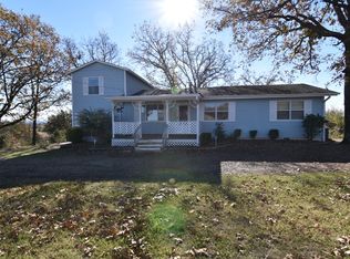 1023 S Hopkins St, Charleston, AR 72933