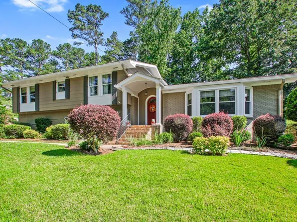 4365 Huntington Cir, Dunwoody, GA 30338