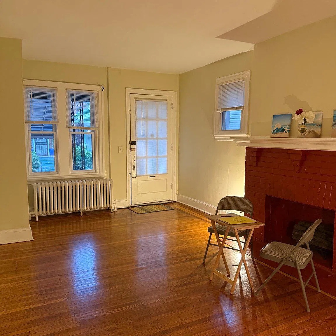 2 bed, 1.0 bath, 1650 sqft, $1,250 — Photo 1