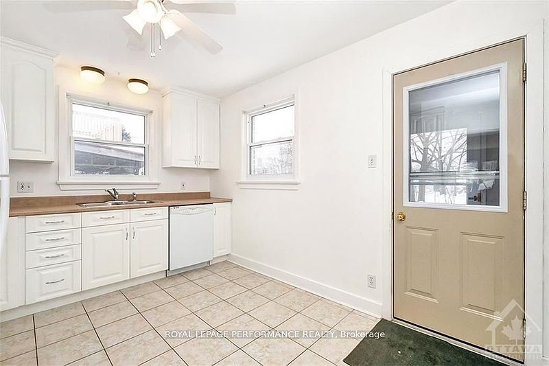 Ottawa House for rent - 4 Bedrooms — photo 7