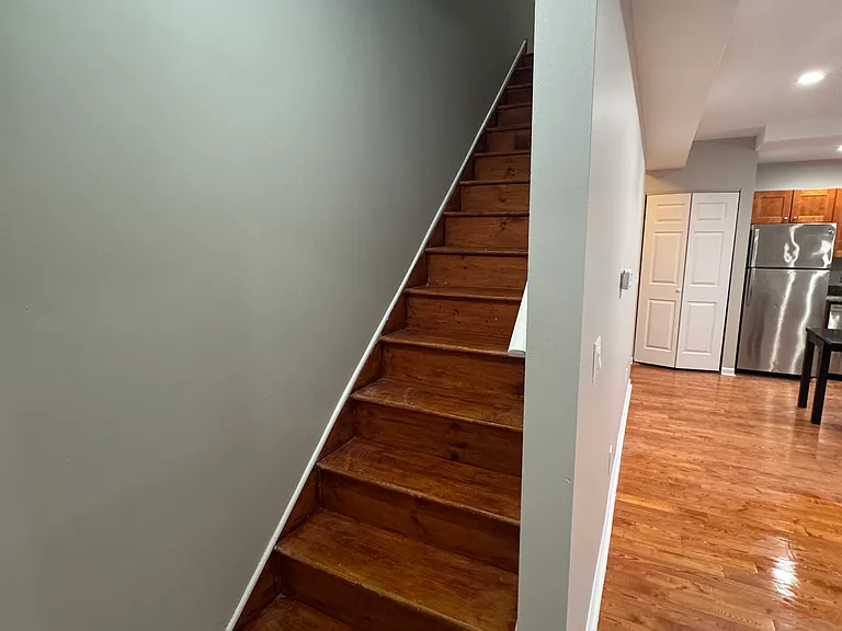 674 N 34th St #2 — Photo 9