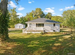 1150 Old Vincennes Trl, O'Fallon, IL 62269