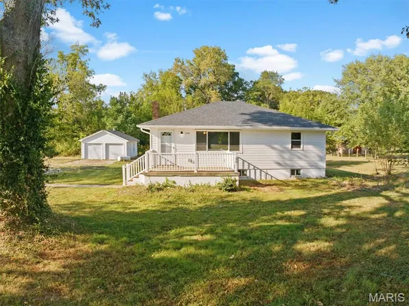 1150 Old Vincennes Trl, O'Fallon, IL 62269