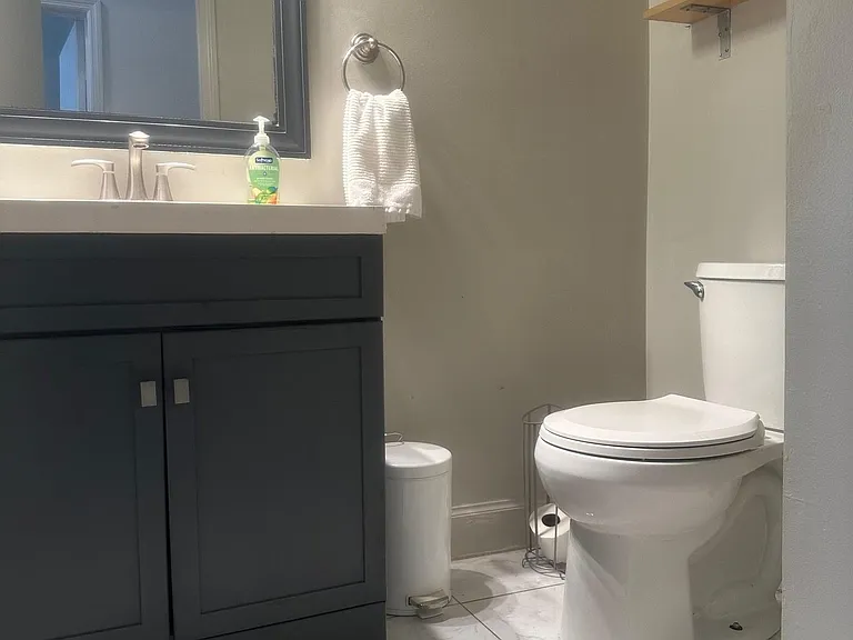 532 E Gaston St #B — Photo 9
