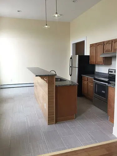71 North Main - Penthouse Photo 1