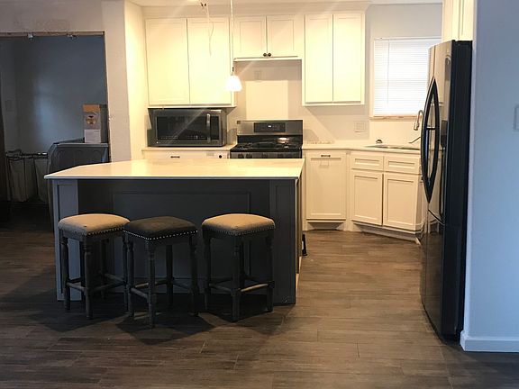 4th image of 1523 Bamwick Dr