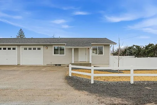 3440 N Huetter Rd Photo 1
