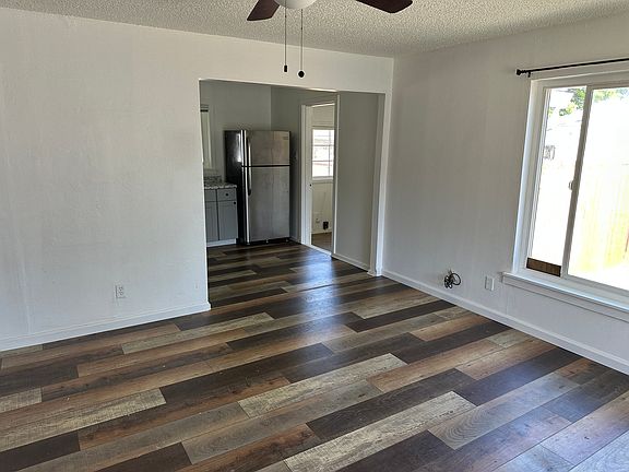 3rd image of 7721 Auburn Blvd Space 28