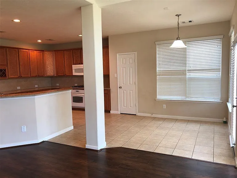 26310 Creston Woods Dr — Photo 6