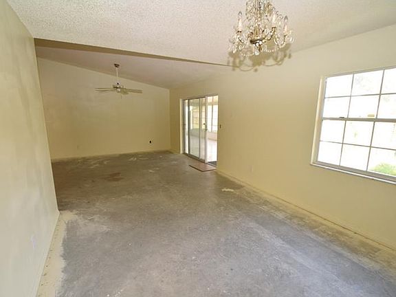 4th image of 36330 Brendenshire Ct