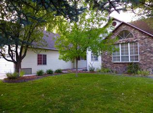 182 Copper St, Elko, NV 89801