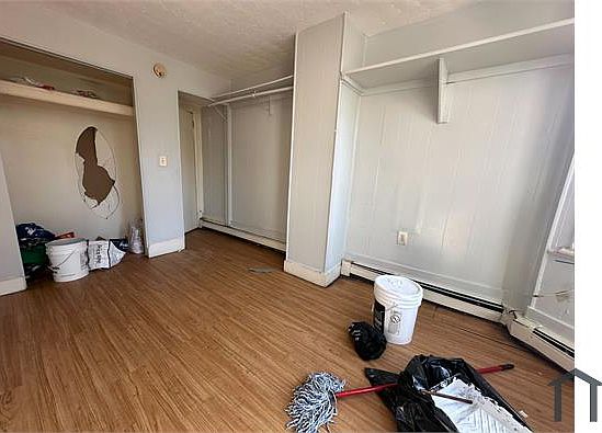 5th image of 20 Seymour St APT 1R