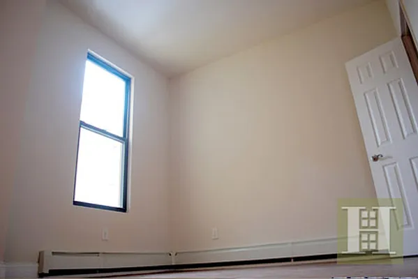 Rented by Halstead Real Estate | media 28