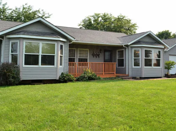 10957 Reussner Rd SW, Pataskala, OH 43062