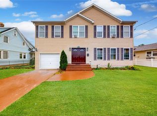 33 E Graham Ave, Hempstead, NY 11550