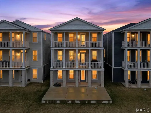 1072 Dyess Way, Saint Charles, MO 63301