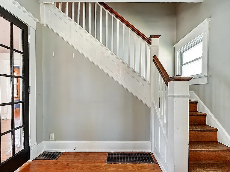 2241 Nowland Ave — Photo 3