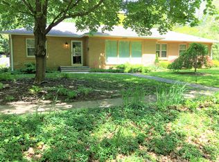 108 E Mumford Dr, Urbana, IL