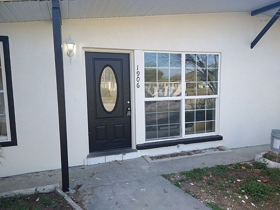 2nd image of 1906 31st St W