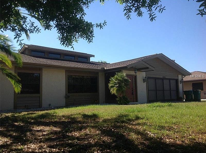 1st image of 22459 Delhi Ave