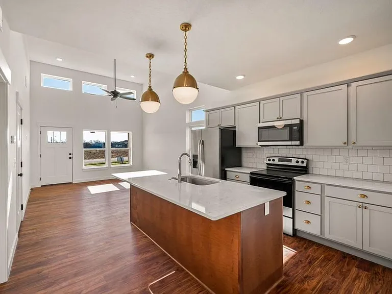 Living room & kitchen