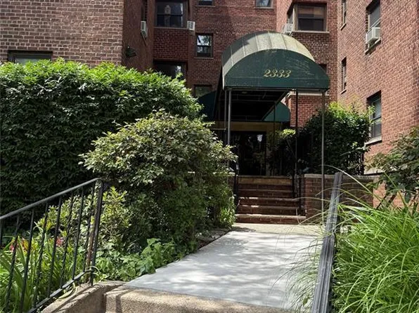 2333 Hudson Ter APT E2, Fort Lee, NJ 07024