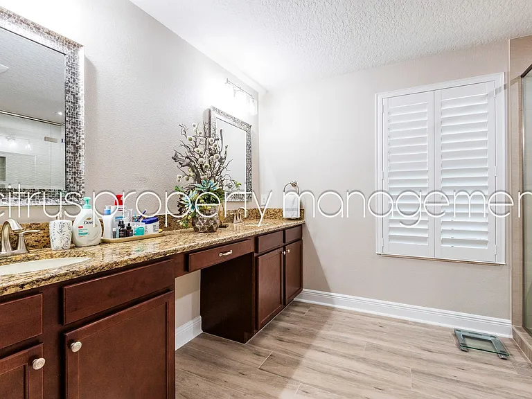 2052 Solar Dr — Photo 16