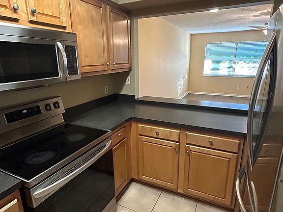 4th image of 21 Ponte Vedra Ct Unit C