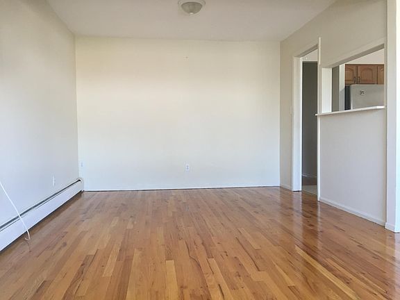 5th image of 14442 28th Ave