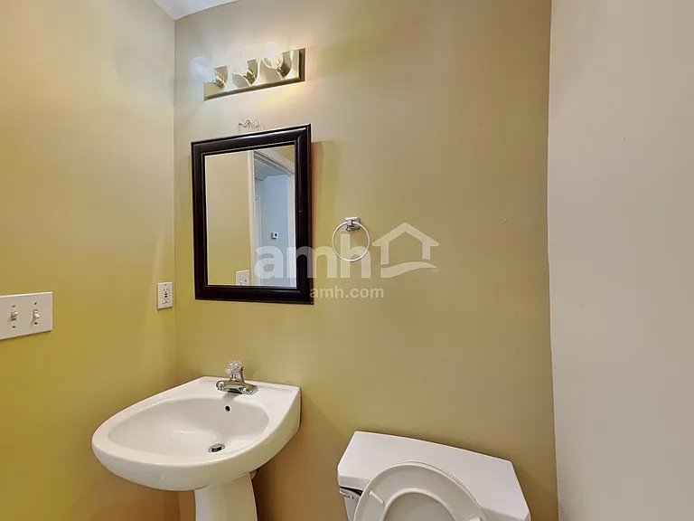 2041 Vintage Oaks Dr — Photo 11