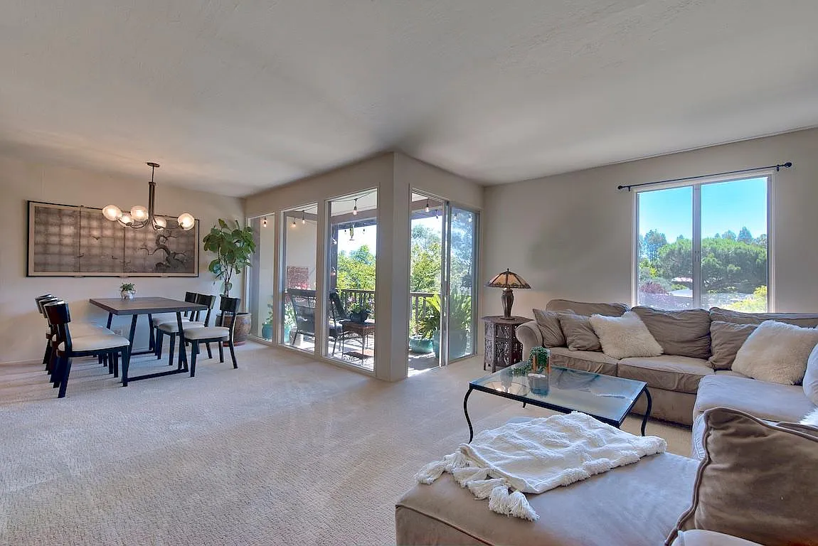 932 Lea Dr photo 1