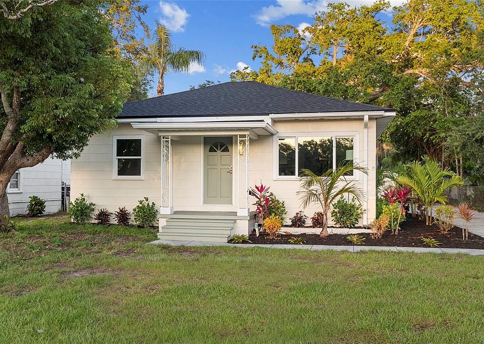 1st image of 1443 Paloma Ln