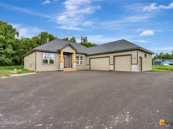 1965 W Cashatt St, Wasilla, AK 99654