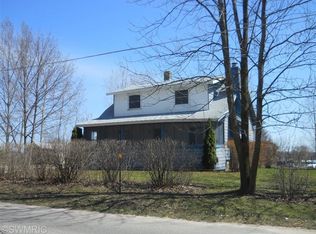 717 S Main St, Crystal, MI 48818