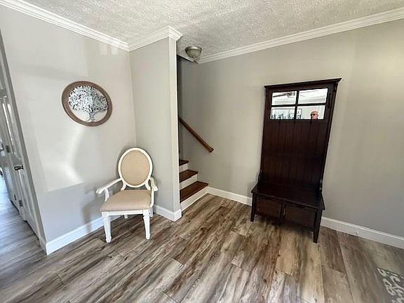 2nd image of 315 Jasper Dr