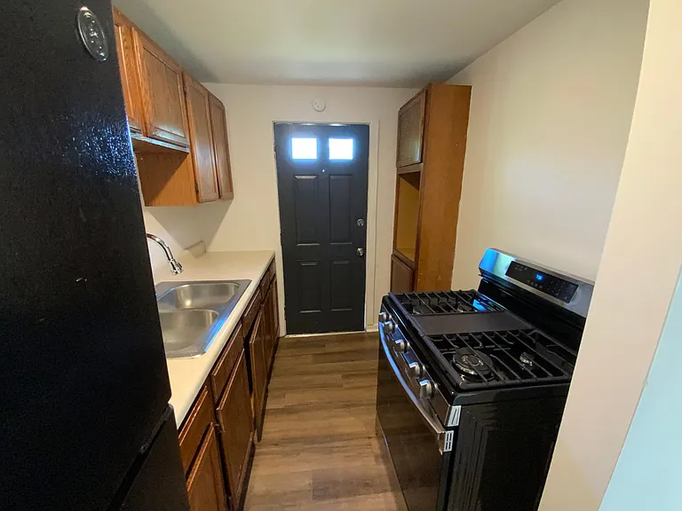 1400 Bass Ave — Photo 10