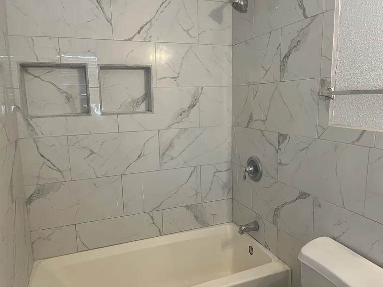1145 S Fresno Ave — Photo 9