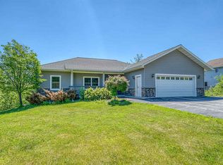 2616 W 16th St, Duluth, MN 55806