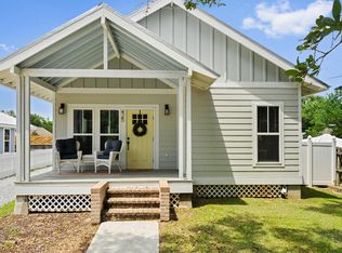 425 St George St, Bay St Louis, MS 39520